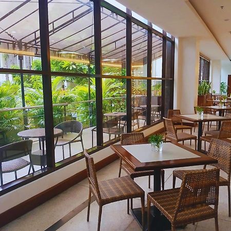 Dohera Hotel Cebu Exterior foto