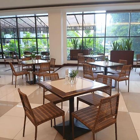 Dohera Hotel Cebu Exterior foto