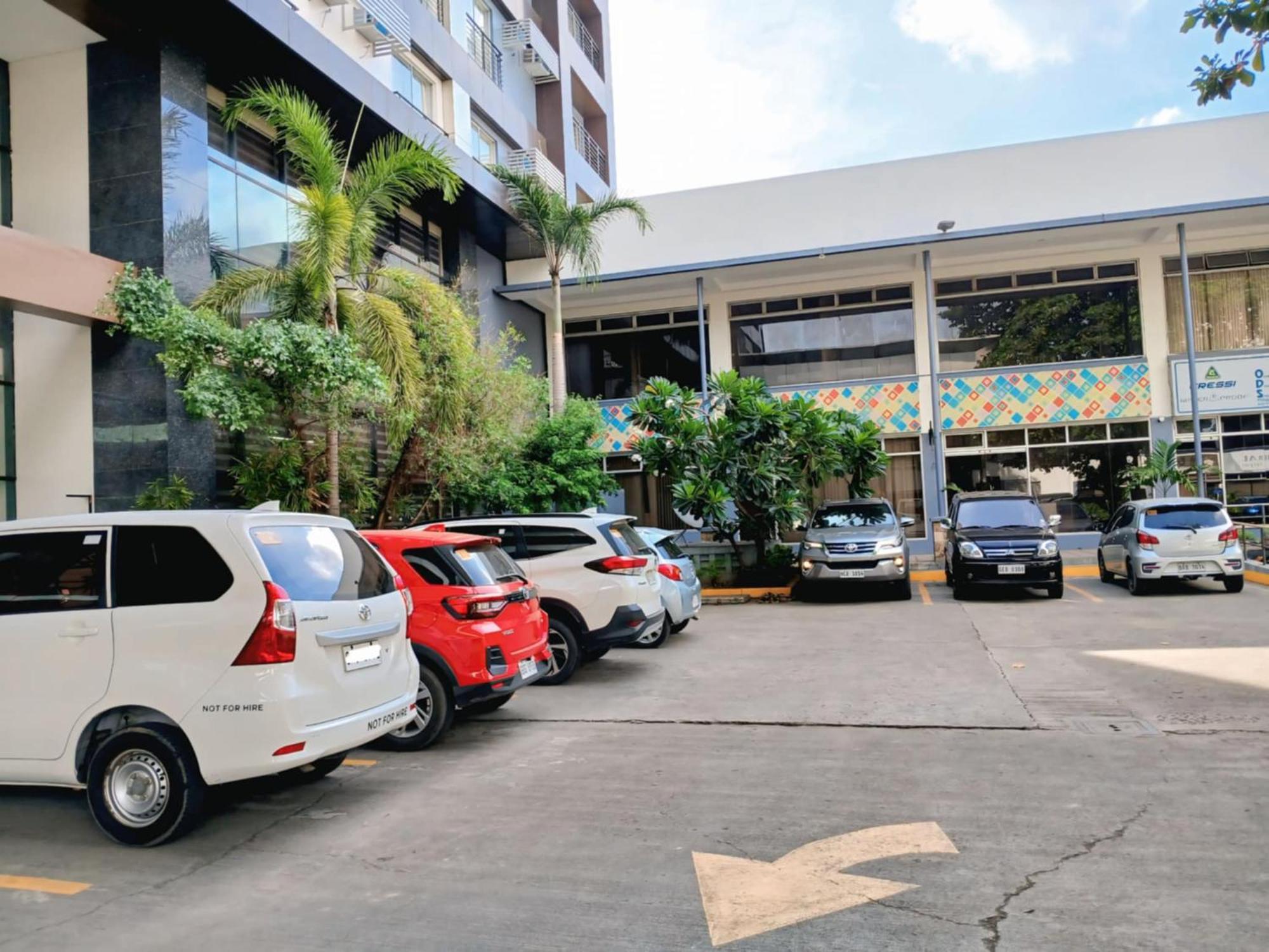 Dohera Hotel Cebu Exterior foto